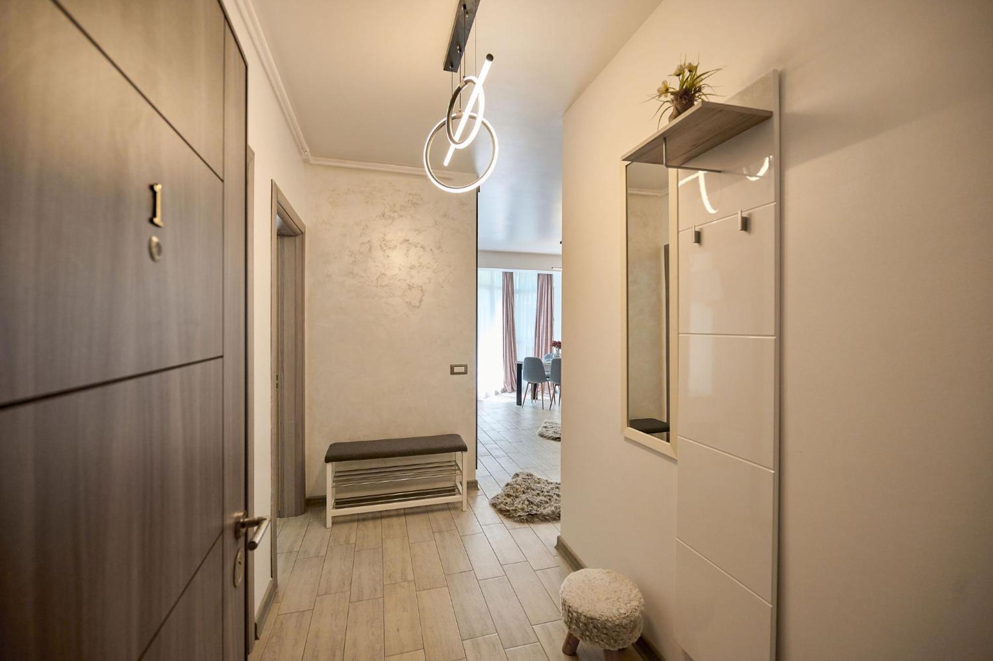 Maya Apartment- Spa N Pools Beach Resort Mamaia Extérieur photo