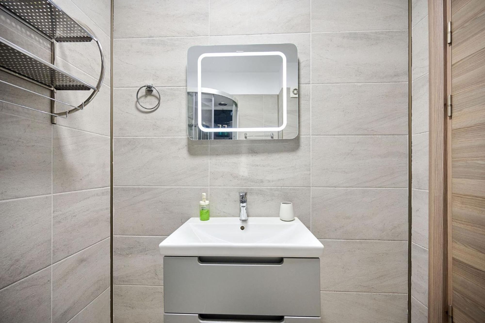 Maya Apartment- Spa N Pools Beach Resort Mamaia Extérieur photo